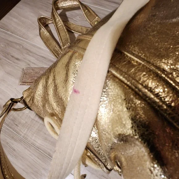 Coach Gold Shoulder Bag - Picture 13 of 15
